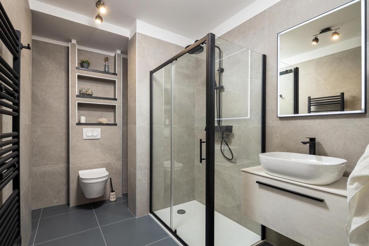 Apartment Navika 奥米什 外观 照片