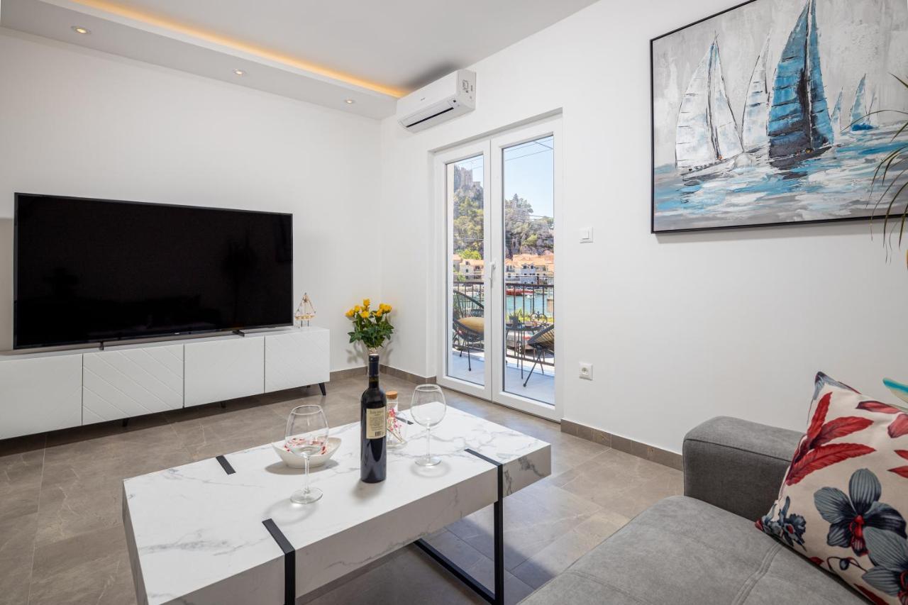 Apartment Navika 奥米什 外观 照片
